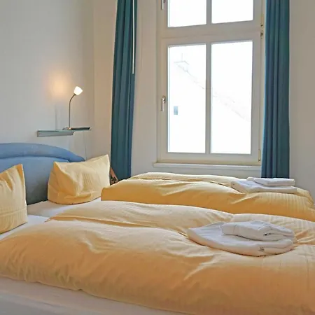 Anna Meerblick Erste Reihe Villa *